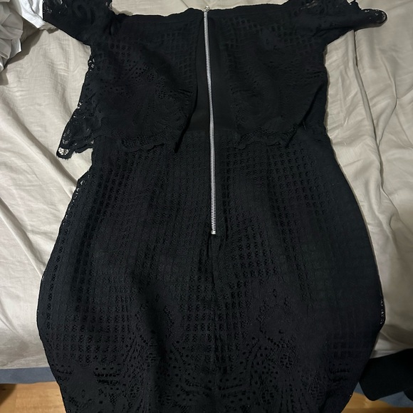 Top Shop Dress- Off shoulder black lace - Picture 7 of 7